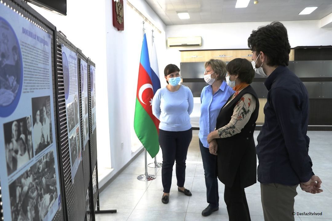Alles für den Sieg! - In Baku wurde eine Ausstellung mit Fotokopien von den Militärausstellungen russischer Museen eröffnet