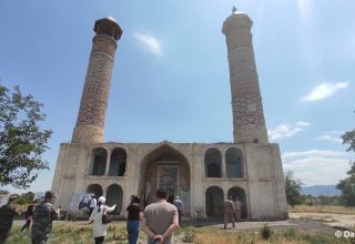 Wir hoffen, dass die UNESCO zu den zahlreichen Fakten der Zerstörung historischer und kultureller Denkmäler Aserbaidschans durch Armenien nicht schweigen wird - Anar Kerimov