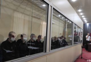Gerichtsprozess gegen 13 Mitglieder einer anderen armenischen Terrorgruppe begann in Baku
