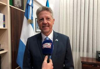 Aserbaidschan ist ein „Fenster" nach Zentralasien - Botschafter von Argentinien