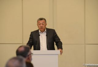 Das Hauptthema heute ist die Gründung eines professionellen, qualitativ hochwertigen Journalismus - Elchin Shikhly