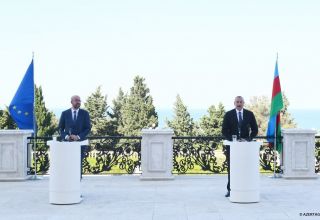 Charles Michel rief Präsident Aserbaidschans Ilham Aliyev an