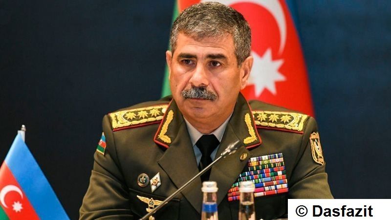 Aserbaidschanische Streitkräfte erzielten bei Anti-Terror-Aktionen militärische Erfolge in allen Richtungen - Verteidigungsminister Aserbaidschans