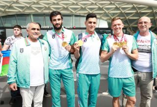 Eine weitere Gruppe von Paralympianern Aserbaidschans kehrte von Tokio zurück