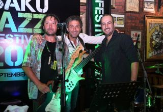 Strahlender Klang, Laufwerk und Energie - Musiker aus der Türkei und Luxemburg spielen Jazz in Baku
