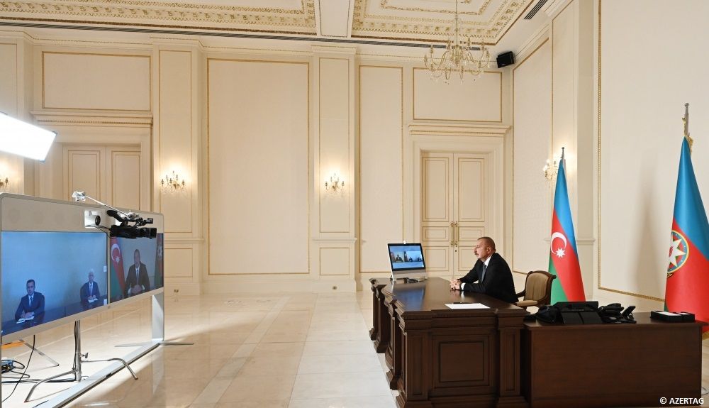 Präsident Aserbaidschans Ilham Aliyev empfängt neue Leiter der Exekutiven von Dschalilabad und Schämkir im Videoformat