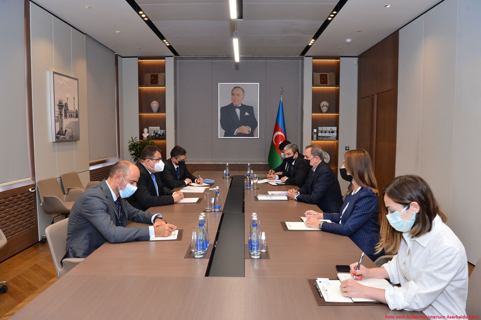 Neu ernannter EU-Vertreter in Aserbaidschan überreichte dem Außenminister Aserbaidschans die Kopien der Beglaubigungsschreiben