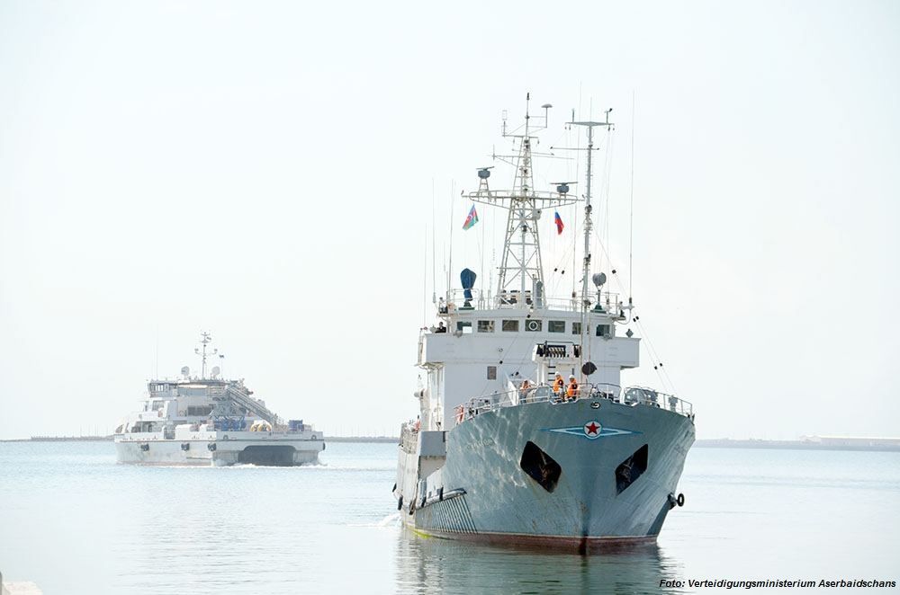 Schiffe der Kaspischen Flottille der russischen Marine liefen in den Hafen von Baku ein - Gallery Image