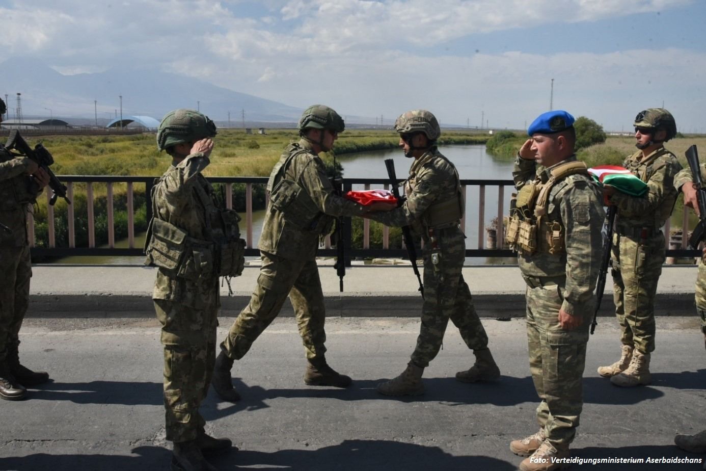 Türkische Soldaten sind in Aserbaidschan angekommen - Gallery Image