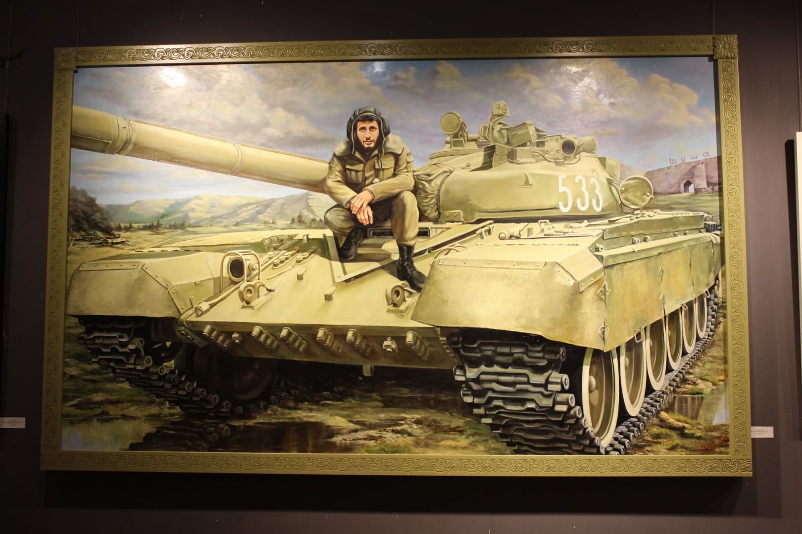 Gemälde und Skulpturen zum Gedenken an die aserbaidschanische Helden des 44-tägigen Karabach Krieges - Gallery Image
