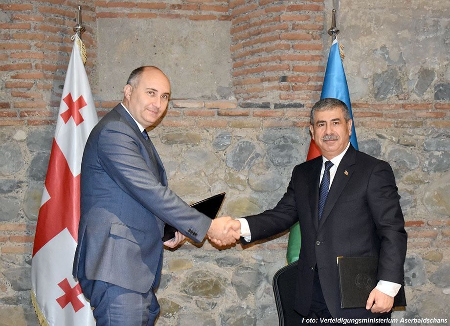 Die Verteidigungsministerien von Aserbaidschan und Georgien unterzeichneten einen Plan für die bilaterale Zusammenarbeit