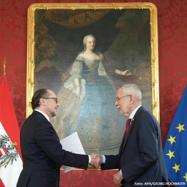 Bundeskanzler Schallenberg und Außenminister Linhart angelobt
