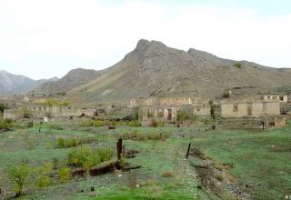 Usbekistan will Wiederaufbauprojekte in Karabach unterstützen