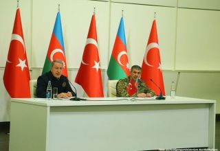 Die Türkei ist bereit, alle ihre Fähigkeiten zu mobilisieren, um jedes Problem in Aserbaidschan zu lösen - Verteidigungsminister Hulusi Akar
