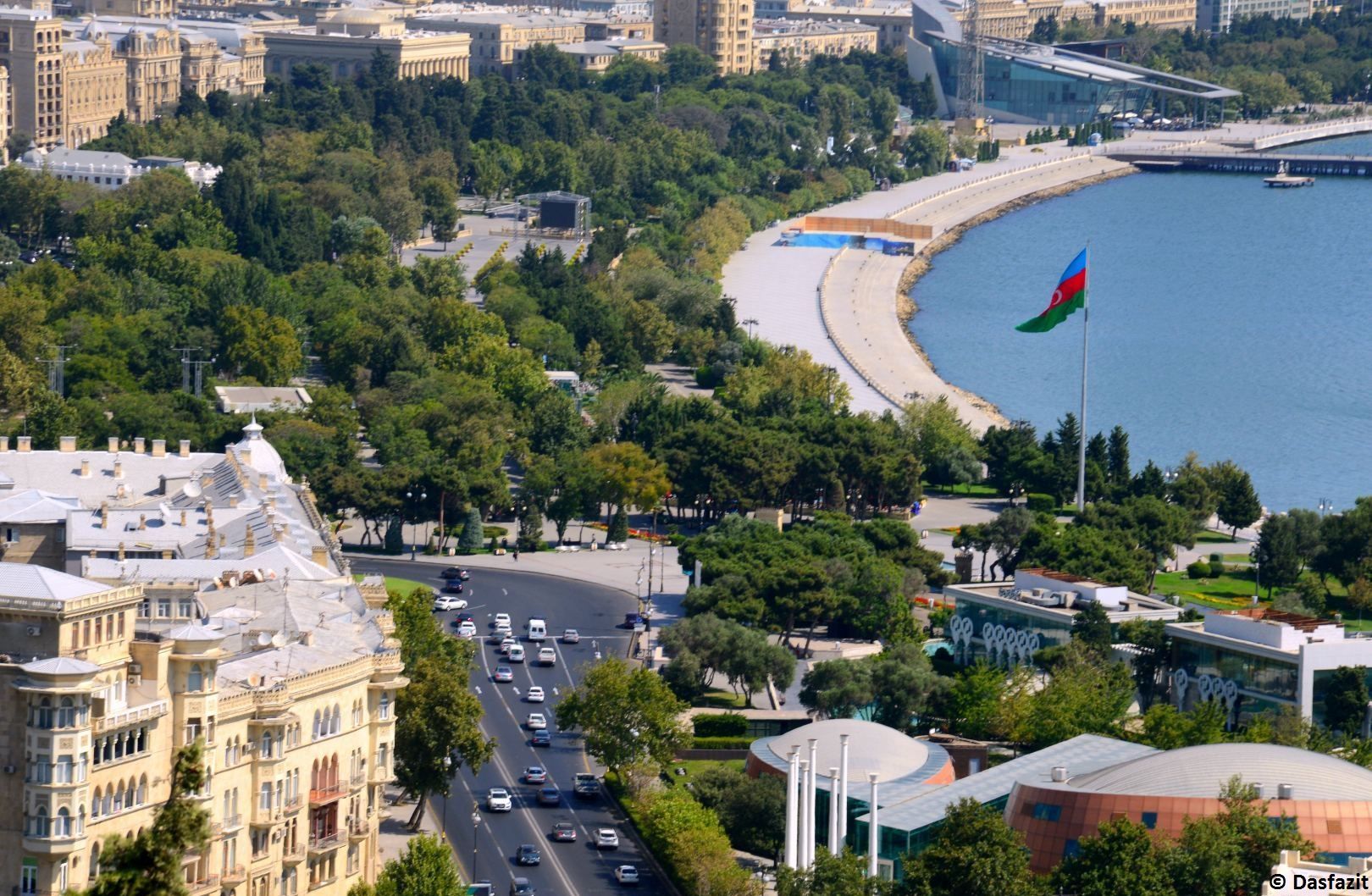 Fotoausstellung zum 30. Jahrestag der Gründung von GUS in Baku