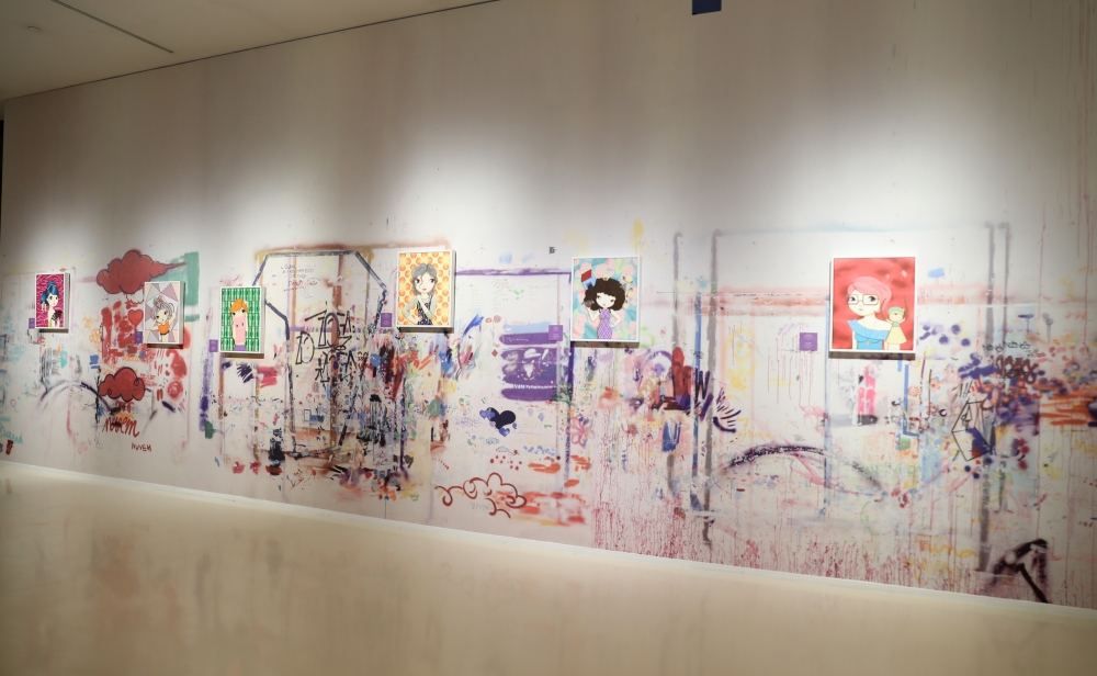 Ausstellung "Dankbarkeit" der brasilianischen Künstlerin Nina Pandolfo in Baku - Gallery Image