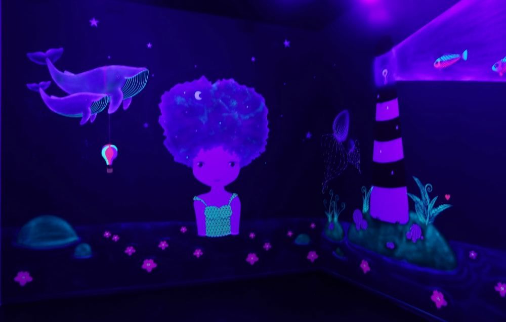 Ausstellung "Dankbarkeit" der brasilianischen Künstlerin Nina Pandolfo in Baku - Gallery Image