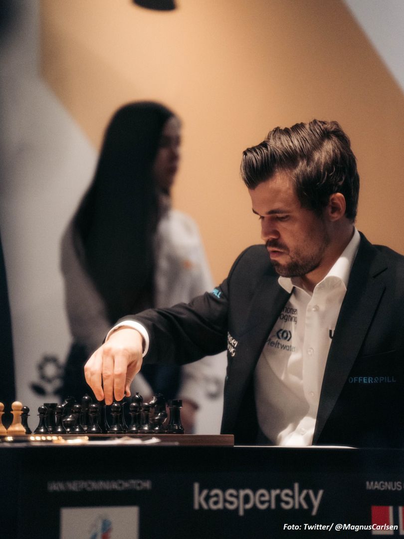 Magnus Carlsen verlor gegen den 17-jährigen usbekischen Schachspieler im Schnellschach