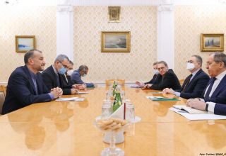 Außenminister von Russland und des Iran wollen die Gespräche in Wien zum iranischen Nuklearprogramm wiederherzustellen