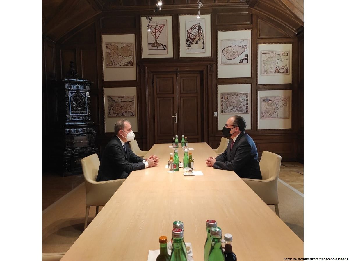 Schallenberg traf mit aserbaidschanischen Amtskollegen Jeyhun Bayramov