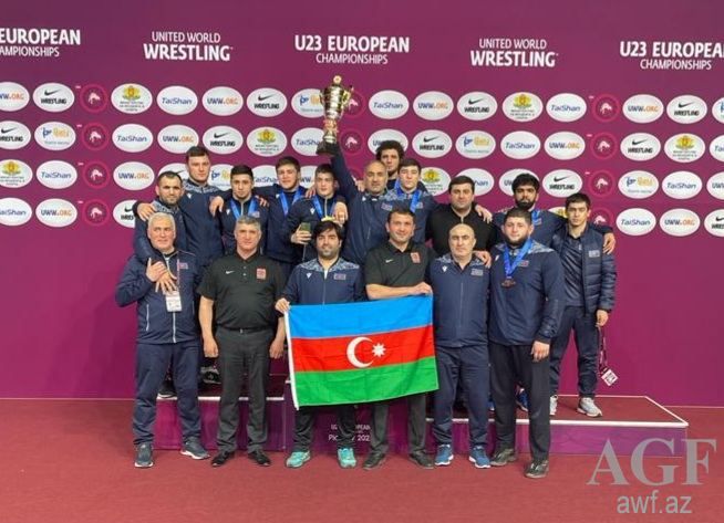 Aserbaidschanisches Freistil-Ringen Team ist Europameister in Bulgarien geworden