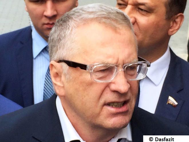 Parteivorsitzender der Liberal-Demokratischen Partei Russlands Wladimir Schirinowski ist gestorben