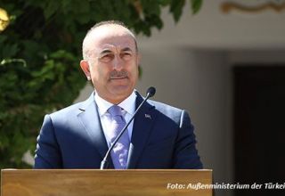 Wir unterstützen den Friedensprozess und stimmen uns mit Aserbaidschan ab - Mevlüt Cavusoglu