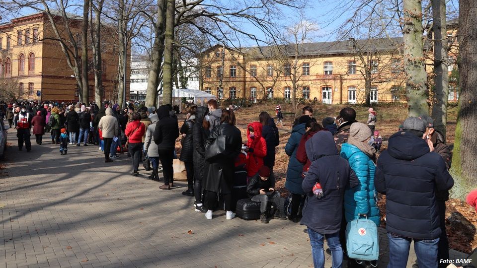 Deutschland zwischen Migranten aus der Ukraine und dem Nahen Osten