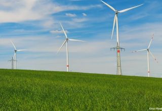 In Kirgisistan werden neue Windkraftanlagen gebaut