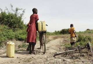 VAE und die WHO schicken 30 Tonnen humanitäre Hilfe in den Sudan