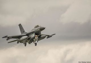 F-16-Flugzeug stürzt in Südkorea ab