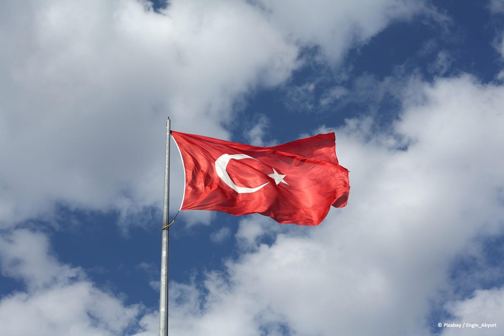 Türkiye fordert Schweden und Finnland auf, Mitglieder terroristischer Organisationen auszuliefern