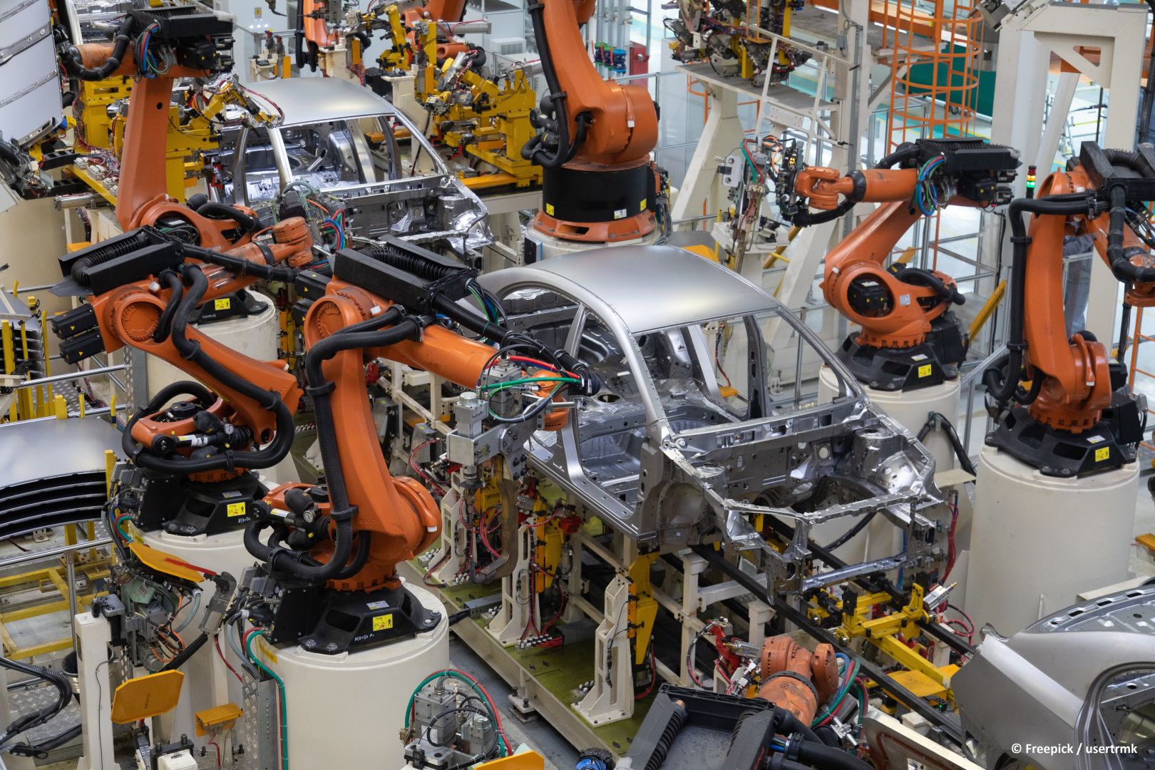 Materialmangel setzt deutsche Industrie weiter unter Druck