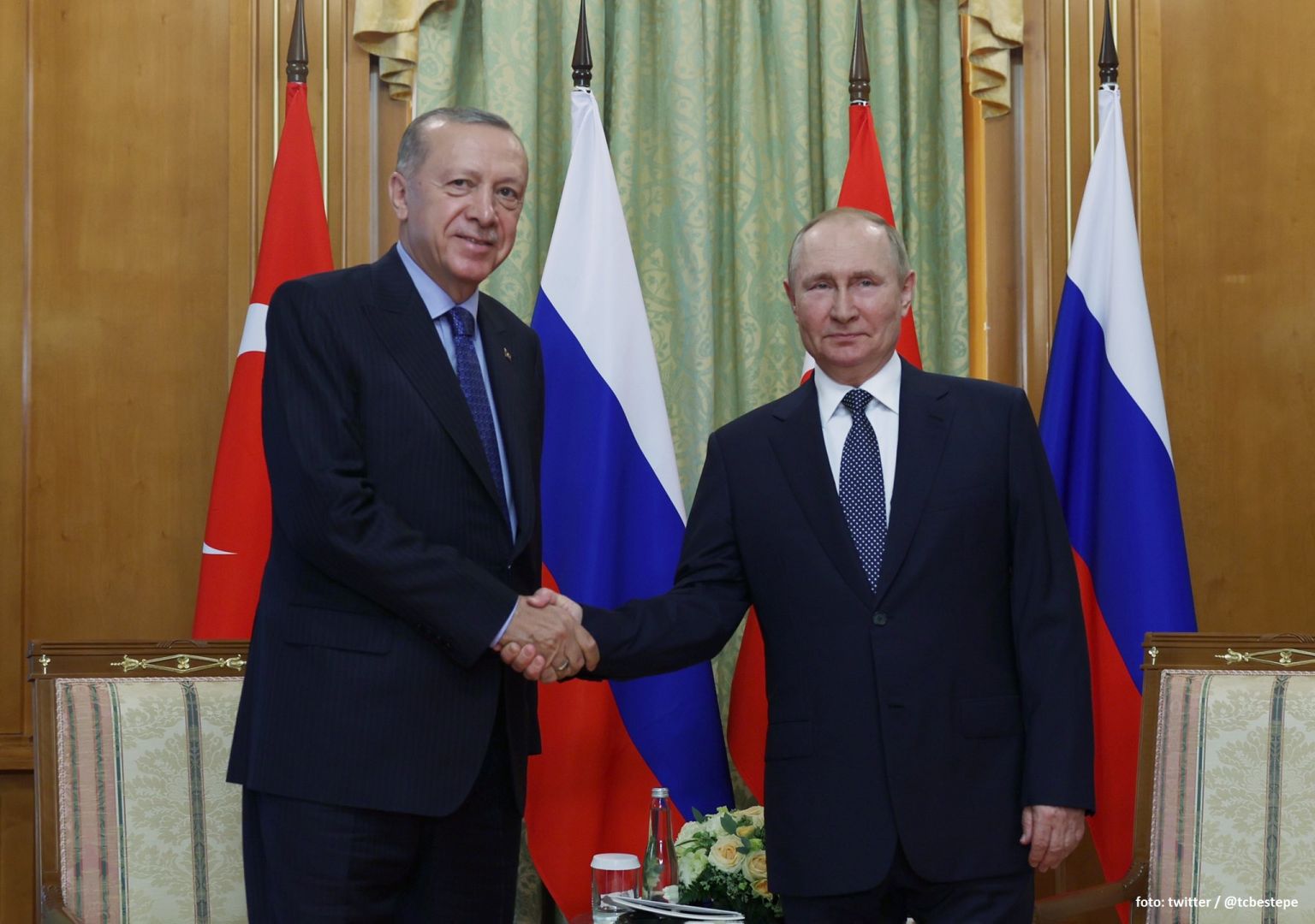 Erdoğan und Putin beginnen Treffen in Sotschi
