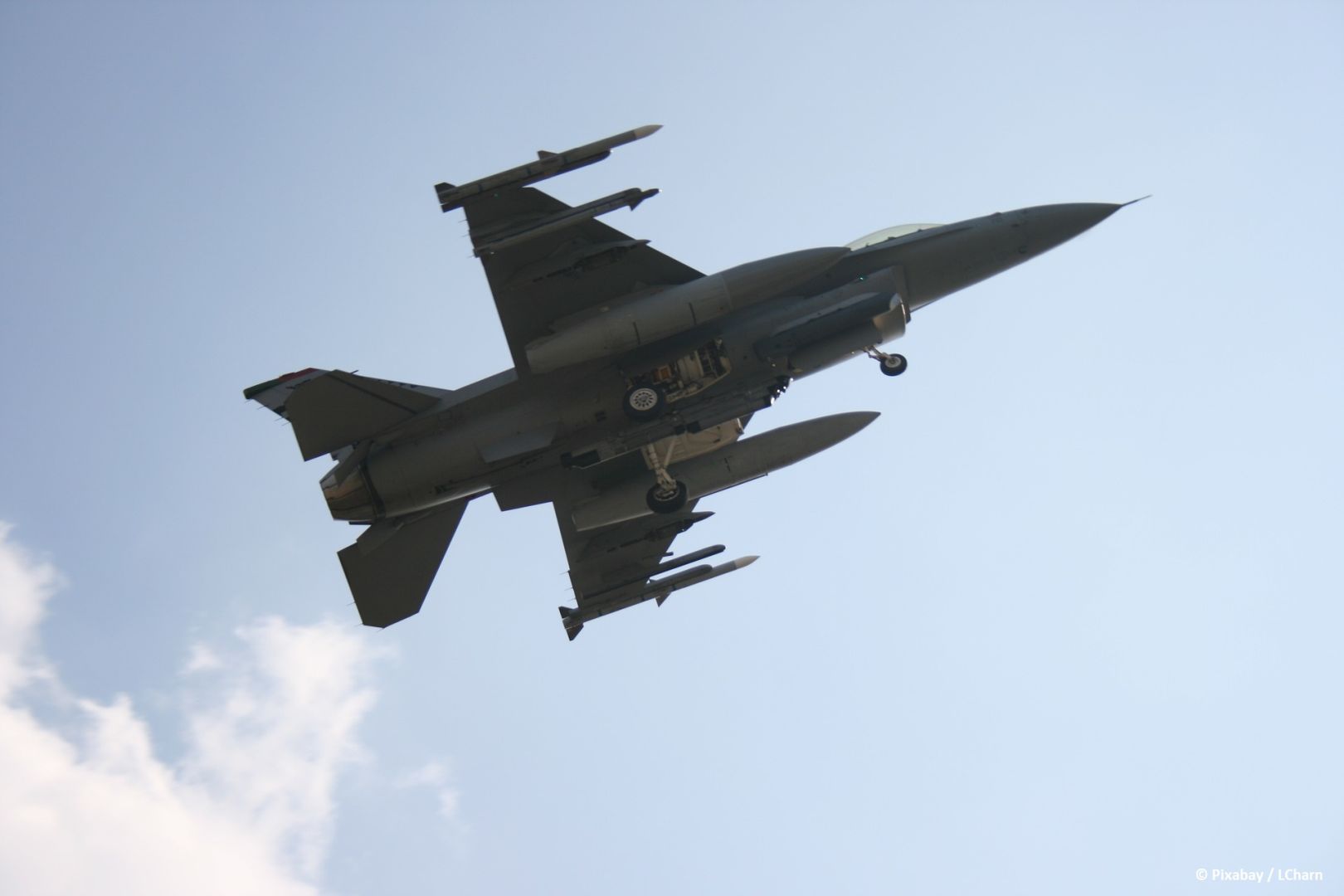 Außenministerium bestätigt Fortsetzung der Gespräche zwischen den USA und der Türkiye über F-16-Kampfjets