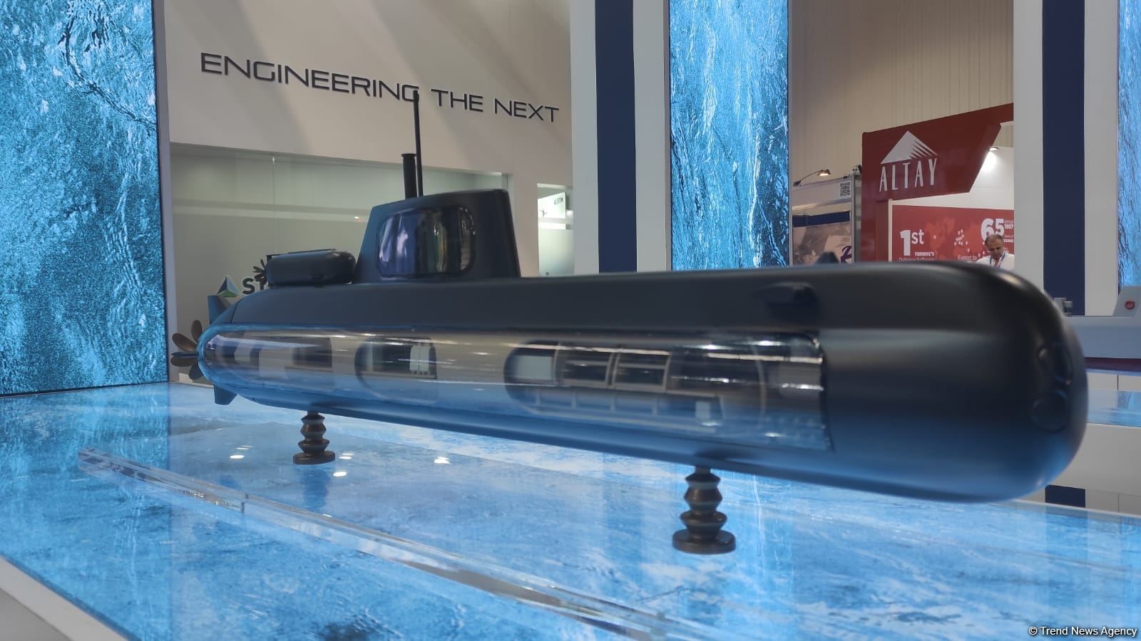 Türkiye führt auf der Ausstellung in Baku erstmals das Mini-U-Boot STM 500 vor (FOTO) - Gallery Image