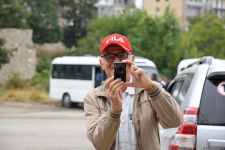 Ausländer werden Zeuge der Folgen des armenischen Vandalismus in der aserbaidschanischen Stadt Schuscha - Gallery Thumbnail