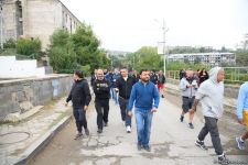 Ausländer werden Zeuge der Folgen des armenischen Vandalismus in der aserbaidschanischen Stadt Schuscha - Gallery Thumbnail