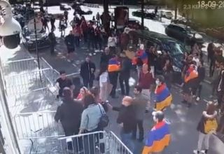Armenische Radikale stürmen aserbaidschanische Botschaft in Paris (VIDEO)