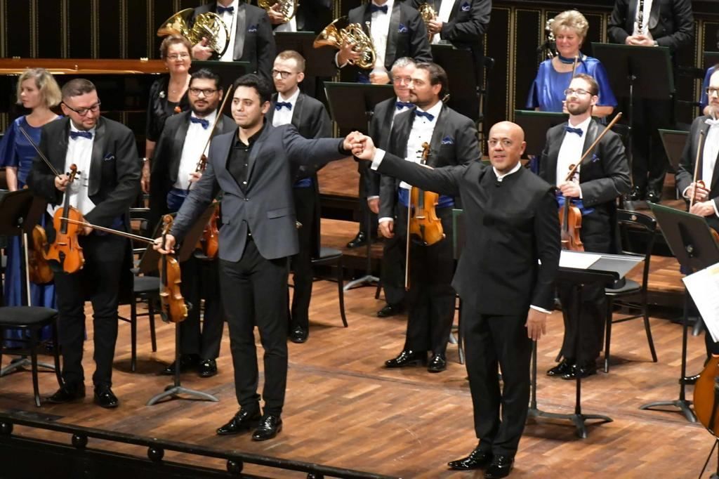 Österreich und Ungarn applaudieren dem aserbaidschanischen Dirigenten (VIDEO, FOTO) - Gallery Image