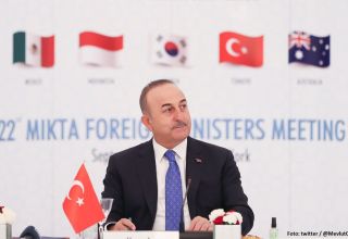 Türkiye unternimmt Schritte zur Wiederherstellung der Seidenstraße gemeinsam mit Aserbaidschan - Außenminister