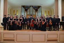 Deutsch-russischer Pianist begeistert das Publikum in Baku [FOTO] - Gallery Thumbnail