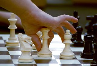 Aimchess Rapid: Shakhriyar Mamedyarov und Magnus Carlsen treffen aufeinander