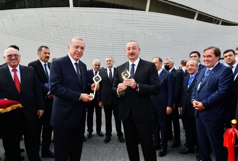 Türkischer Präsident Recep Tayyip Erdogan traf zu einem offiziellen Besuch in Aserbaidschan ein - Erstes offizielles Treffen am internationalen Flughafen Zangilan (FOTO/VIDEO) - Gallery Image