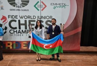 Aserbaidschanische Schachspielerin gewinnt Juniorenweltmeisterschaft in Italien