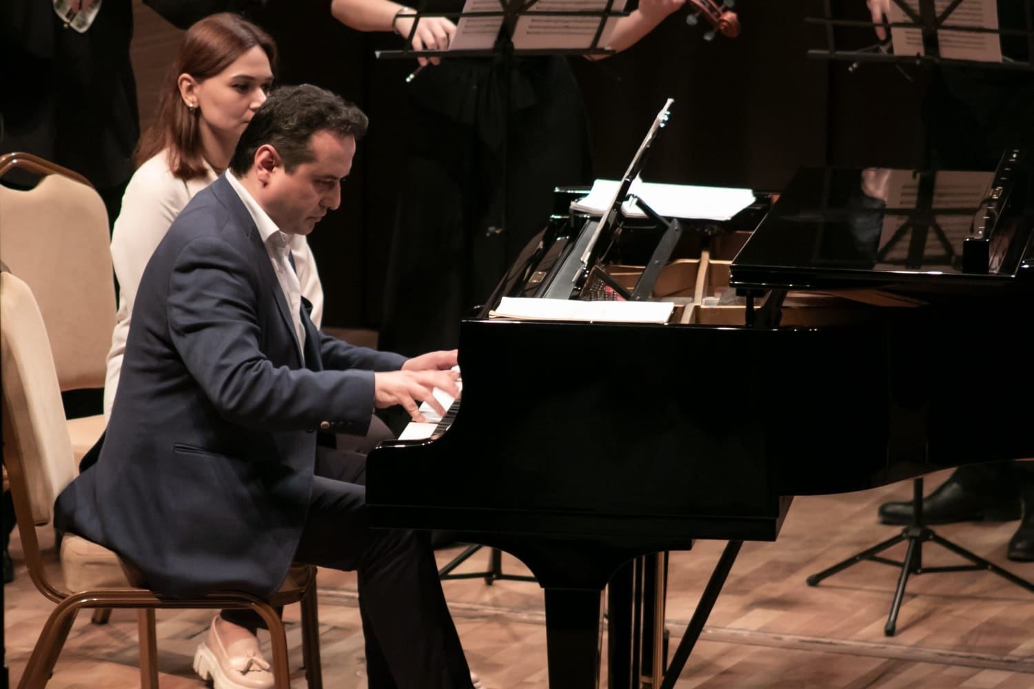 Wenn die Musik des großen Bach im abendlichen Baku gespielt wird (VIDEO, FOTO) - Gallery Image