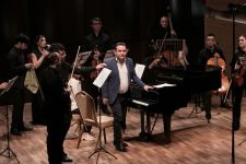 Wenn die Musik des großen Bach im abendlichen Baku gespielt wird (VIDEO, FOTO) - Gallery Thumbnail