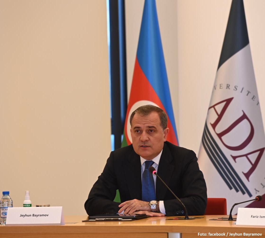 Jeyhun Bayramov trifft armenischen Außenminister in den USA