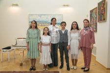 Am 12. November fand im Aserbaidschanischen Kulturzentrum in Wien ein Konzert mit jungen aserbaidschanischen Talenten statt. - Gallery Thumbnail