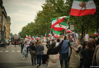 Iran: Eine Regierung, die nicht weiß, was sie tut, und ein Land am Rande des Abgrunds